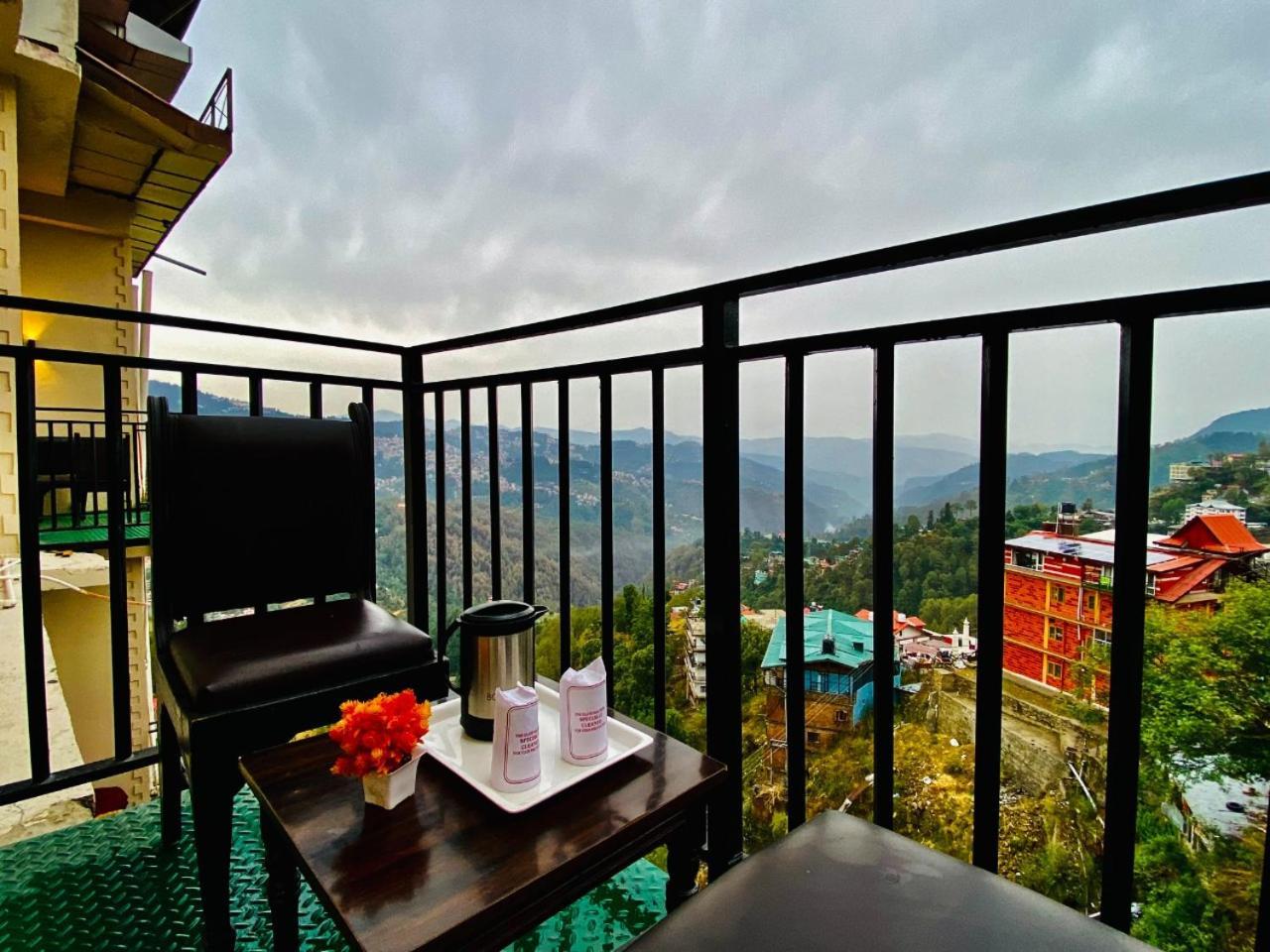 Hotel Aachman Regency With Rooftop Terrace Shimla Exterior photo