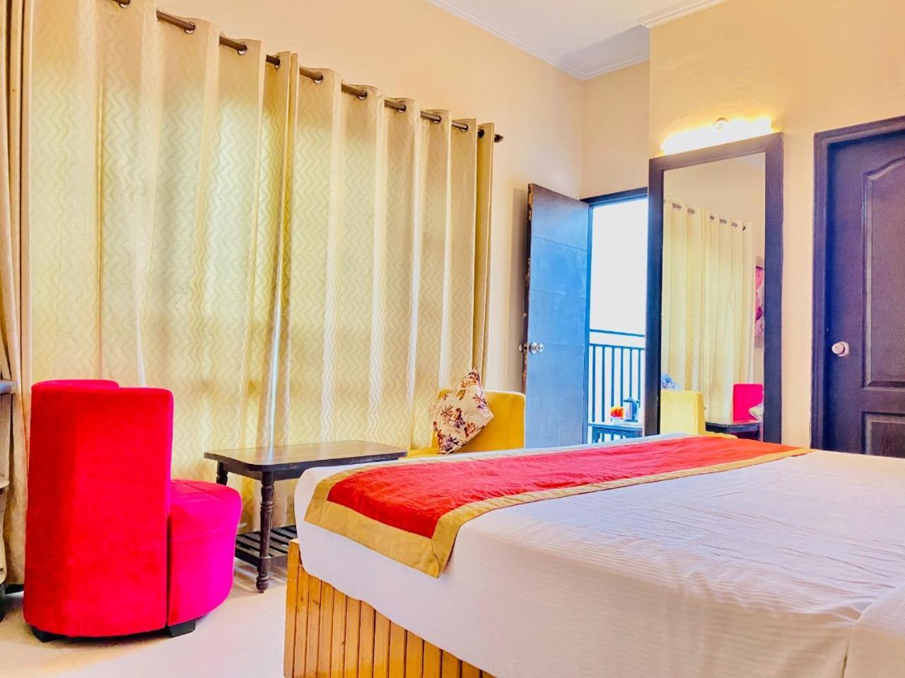 Hotel Aachman Regency With Rooftop Terrace Shimla Exterior photo
